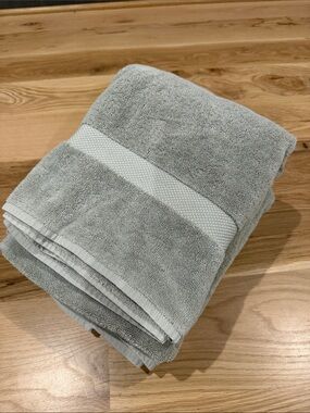 2 Restoration Hardware Sage Plush Bath Towels
